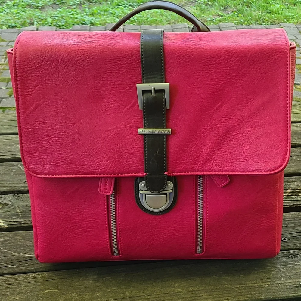 Kelly Moore Camera Bag - Picture 1 of 4